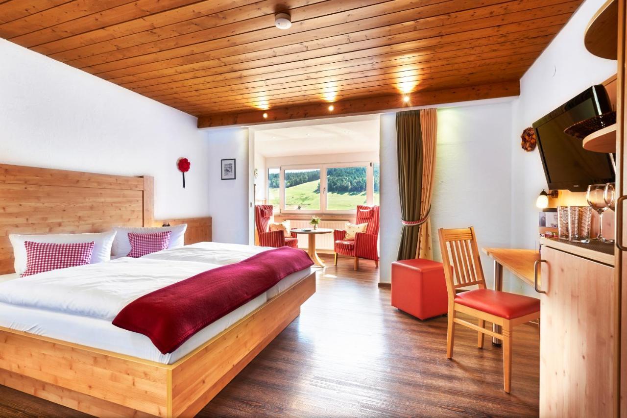 Hotel Engel - Familotel Hochschwarzwald ทอดด์เนาแบร์ก ภายนอก รูปภาพ